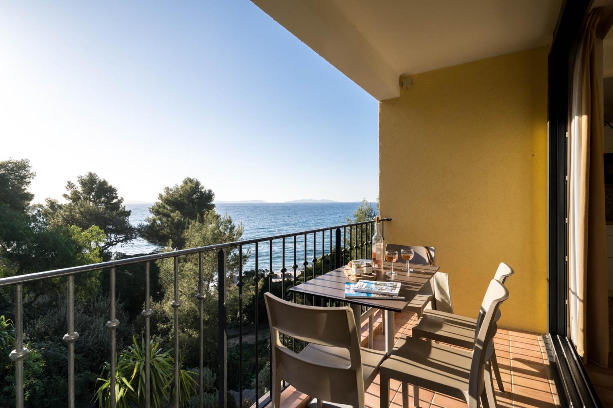 La Residence Du Bailli Le Le Rayol-Canadel-sur-Mer Exteriör bild